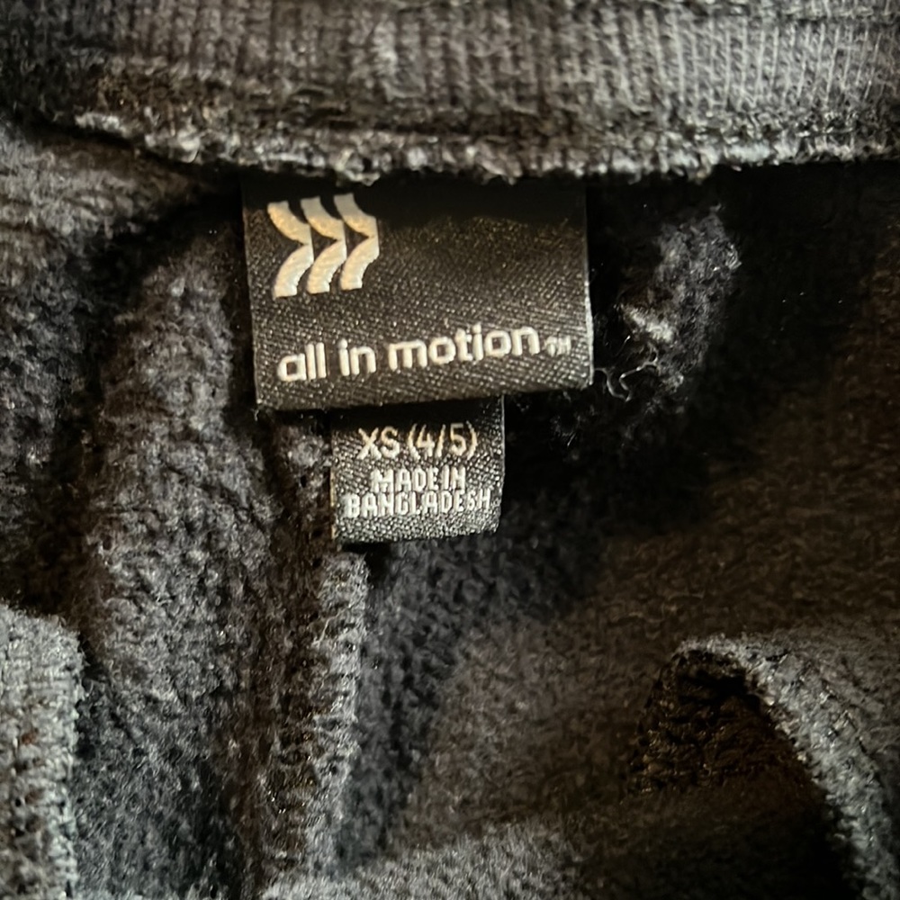 Boys X/S, 4/5. All in Motion Black Joggers with pockets. - Picture 8 of 8